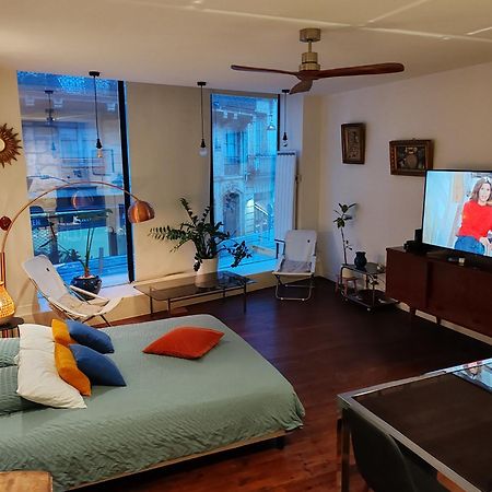 Studio Bordeaux Luaran gambar