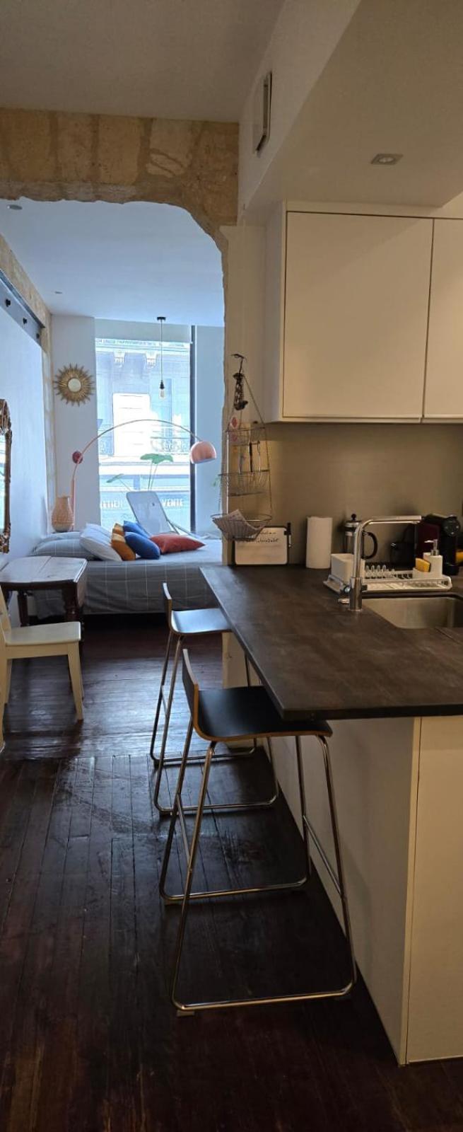 Studio Bordeaux Luaran gambar